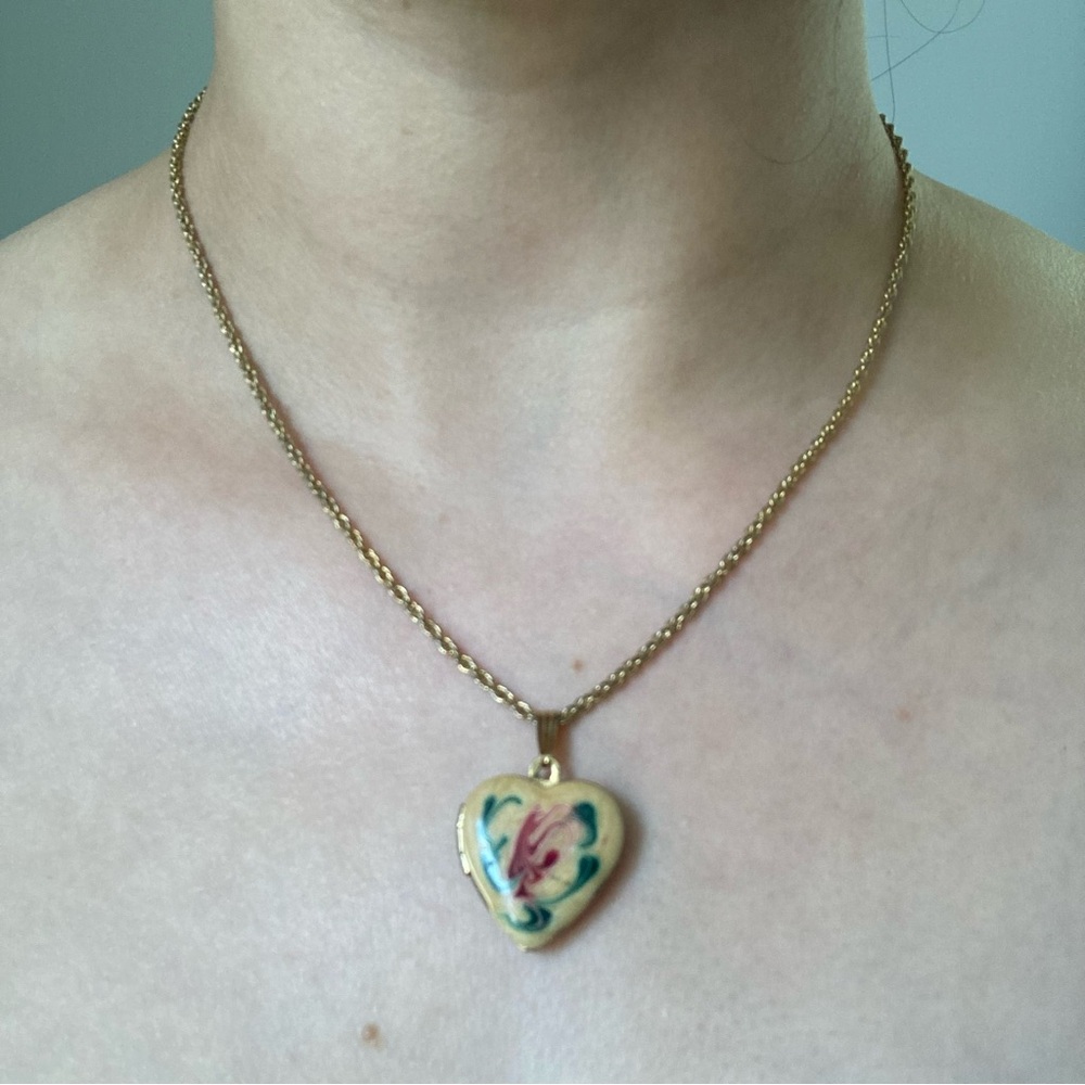 Premier Designs Gold-Toned Enameled Heart-Shaped Locket